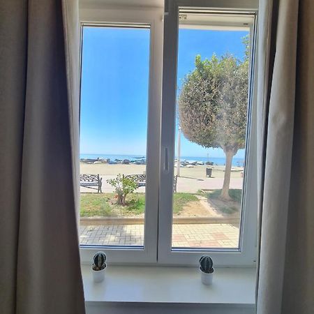 Estudios Tisifone La Cala Del Moral Exteriör bild