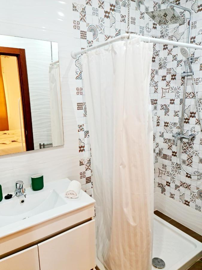 Estudios Tisifone La Cala Del Moral Exteriör bild